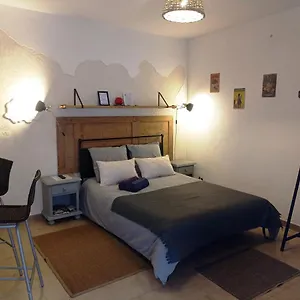 comme-un-petit-gite-au-coeur-du-vieux-village.aixenprovencehotels.org/
